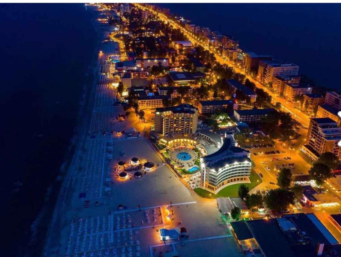 Mamaia Central Studios Extérieur photo